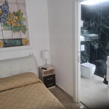 ゲストハウス Ruggero Settimo Prestige パレルモ